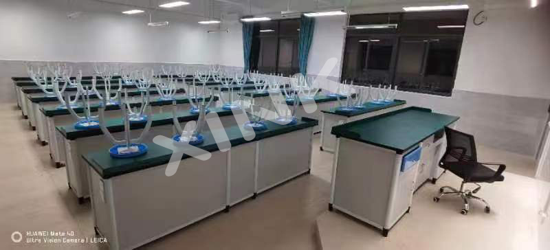 <a href='http://www.w8237.cn/' target='1' style='font-size:14px; font-weight:bold; color:#0080ff;'>物理實驗室</a>