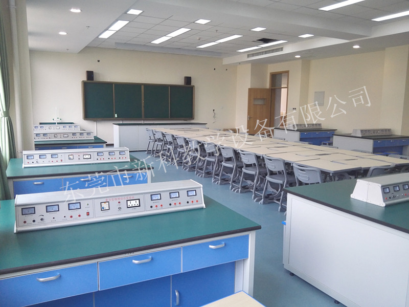 <a href='http://www.w8237.cn/' target='1' style='font-size:14px; font-weight:bold; color:#0080ff;'>物理實(shí)驗(yàn)室</a>廠家