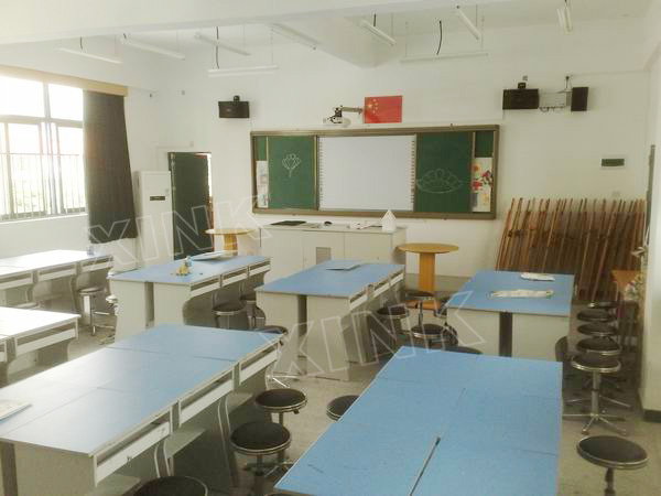 <a href='http://www.w8237.cn/chanpin/56-1.html' target='1' style='font-size:18px; font-weight:bold; color:#000000;'>美術功能室</a>2