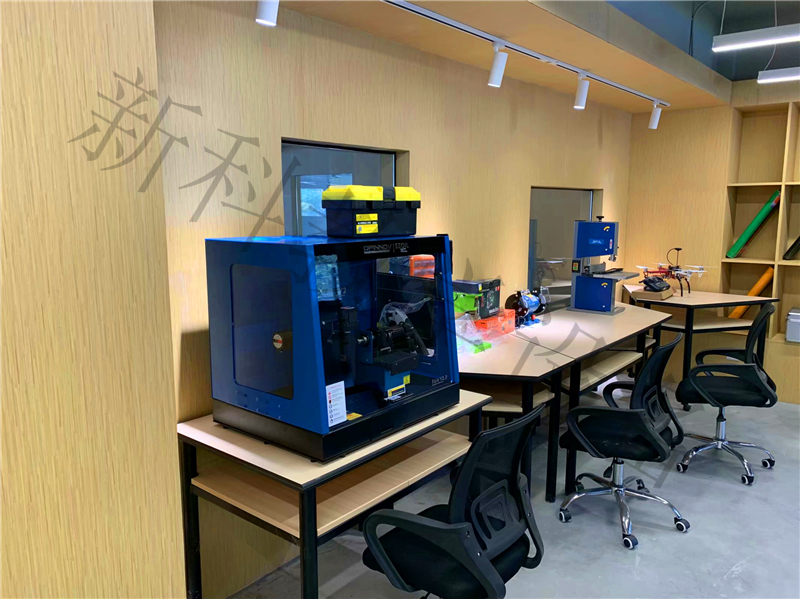 3D<a href='http://www.w8237.cn' target='1' style='font-size:14px; font-weight:bold; color:#0080ff;'>創(chuàng)客實(shí)驗(yàn)室</a>